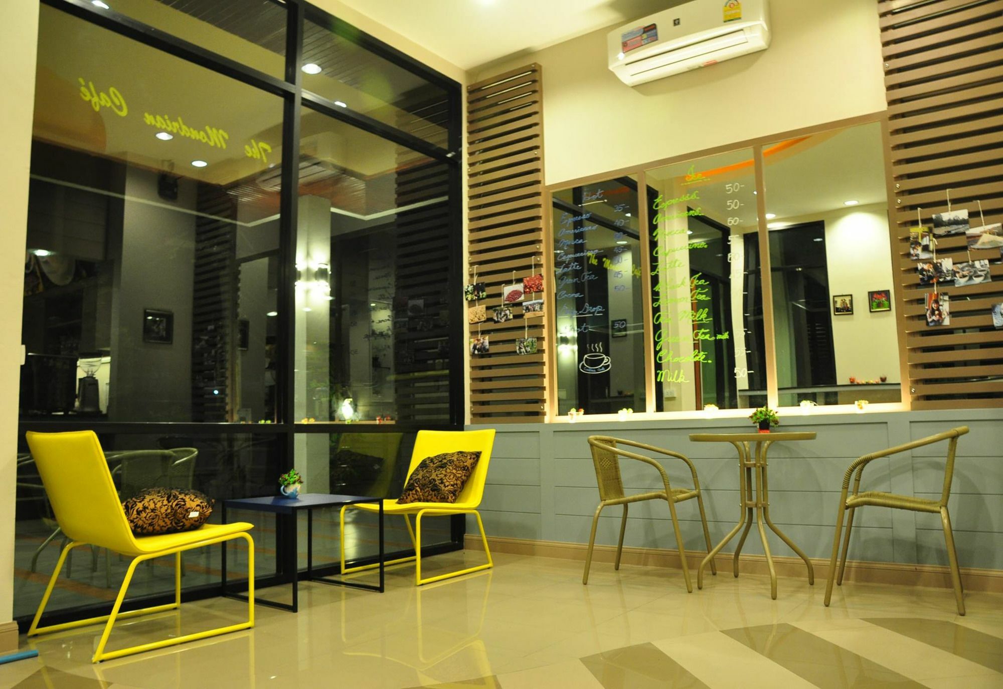 The Mondrian Khon Kaen Apartment Exterior photo
